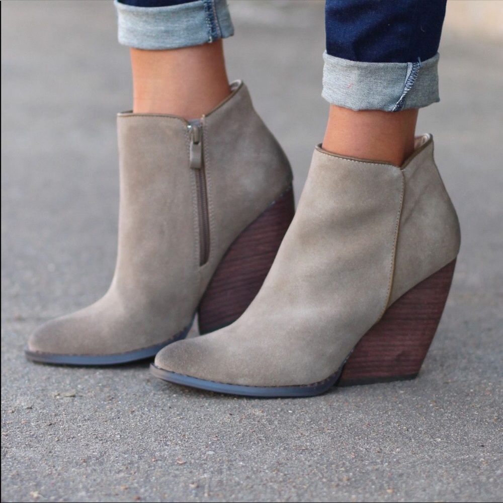 Very Volatile Whitby Demi wedge suede tan bootie